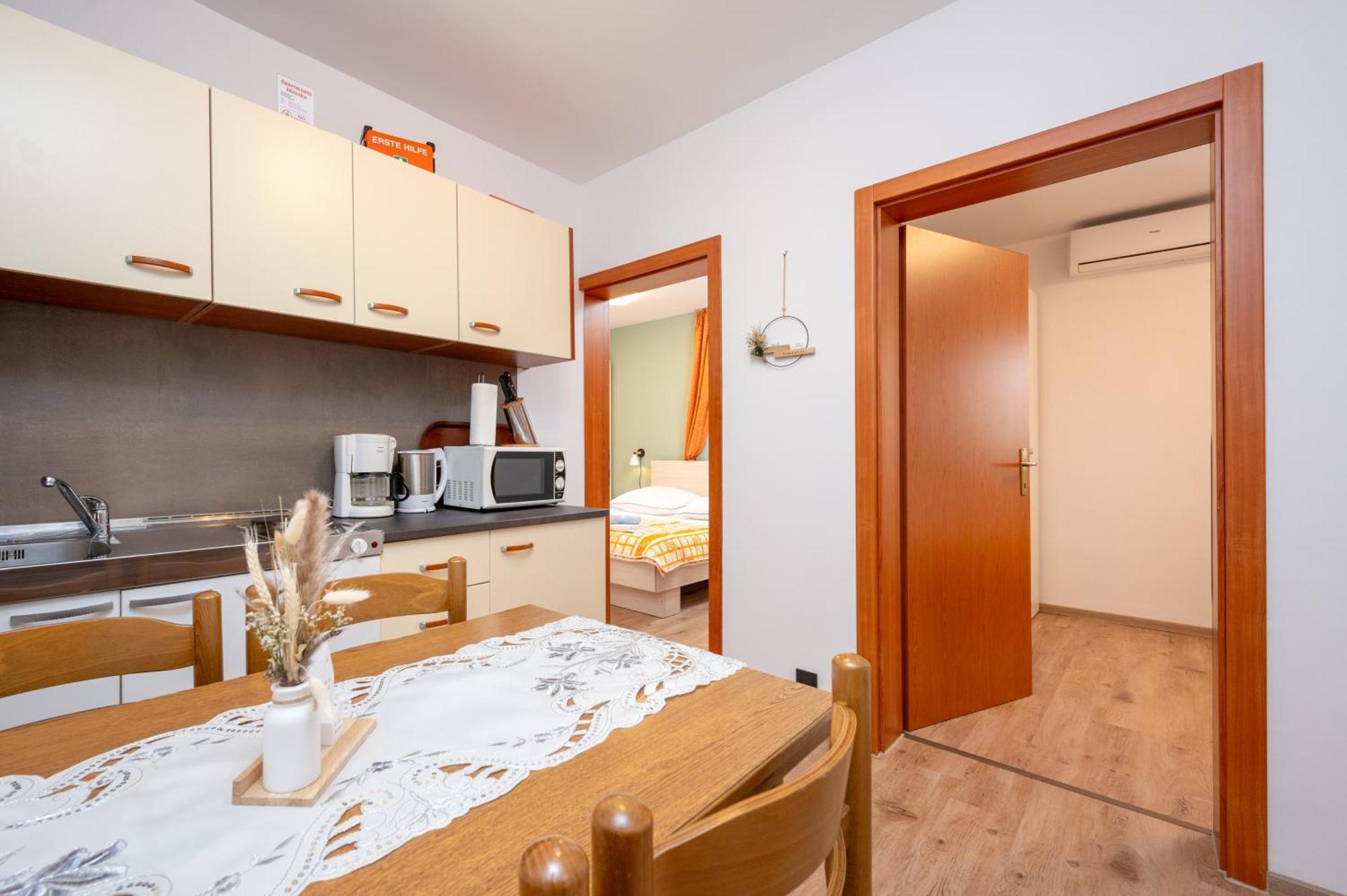 Apartments Zdravko تروغير المظهر الخارجي الصورة