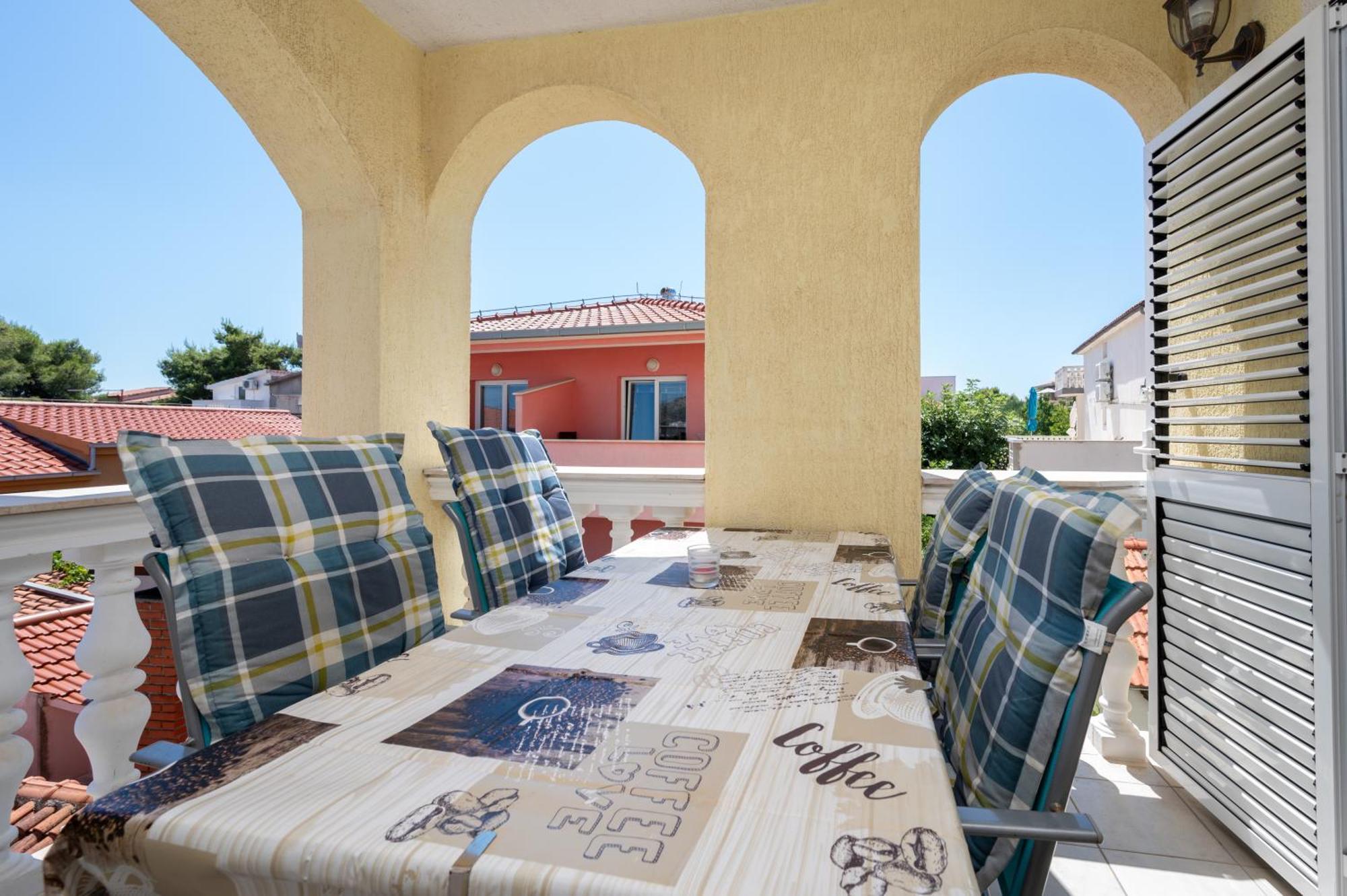 Apartments Zdravko تروغير المظهر الخارجي الصورة