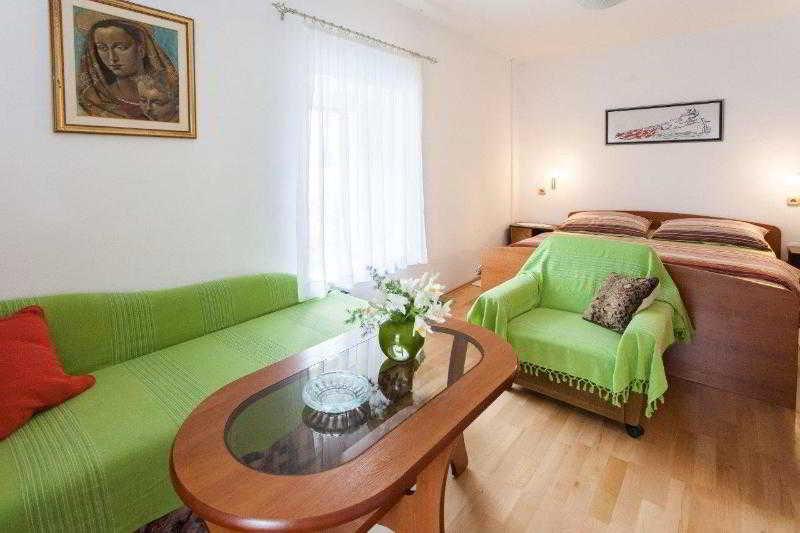 Apartments Zdravko تروغير المظهر الخارجي الصورة